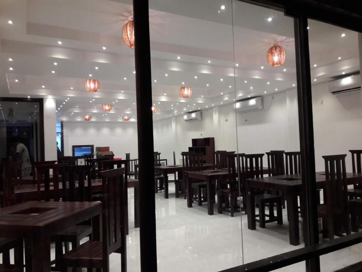 J7 Villaj Resort Trincomalee Exterior foto